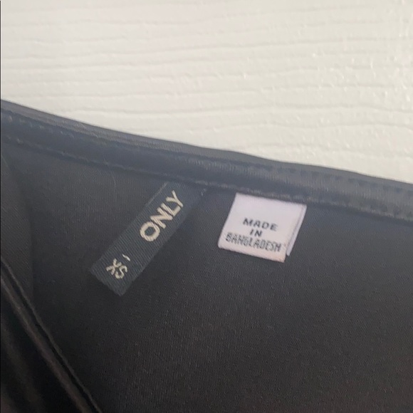 Black bodysuit - Picture 2 of 3